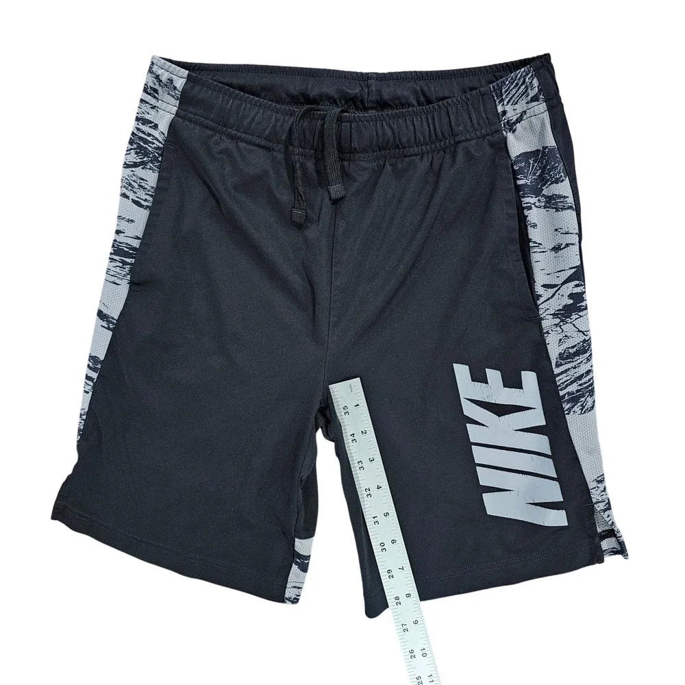 Nike Dri-FIT Mens M Black Graphic Athletic Training Shorts Camo Side Panels